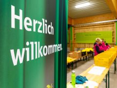 005-W2P01694-3-3771490-DP2-w2photo