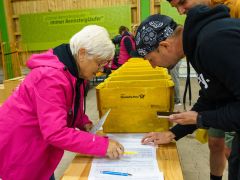 015-W2P01728-2-3771490-w2photo