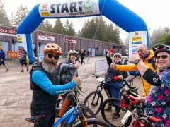 076-W2P02088-3-3771490-w2photo