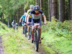 327-W2P01949-03772371-w2photo