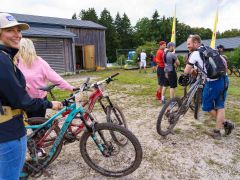 831-W2P07857-3771490-w2photo